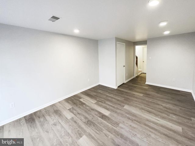 11184 SILENTWOOD LN, Reston, VA 20191