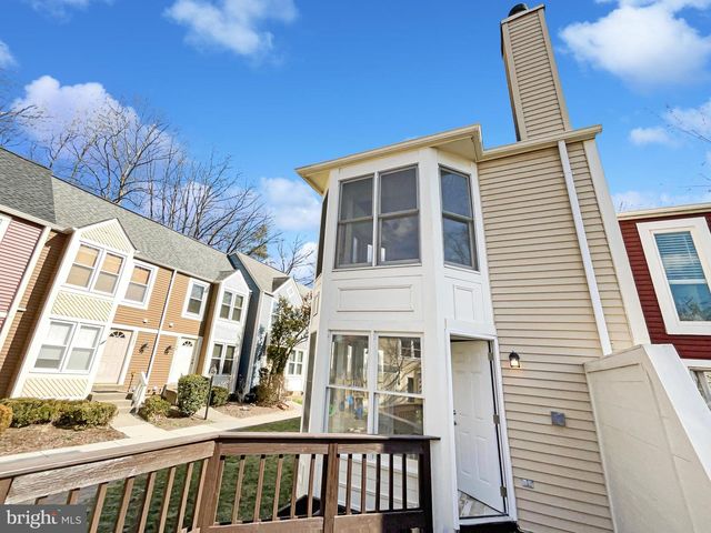 11184 SILENTWOOD LN, Reston, VA 20191