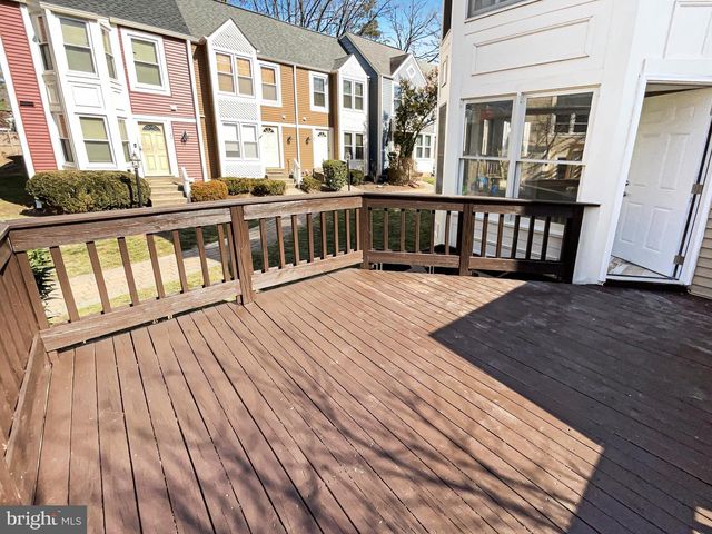 11184 SILENTWOOD LN, Reston, VA 20191