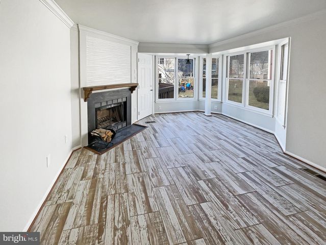 11184 SILENTWOOD LN, Reston, VA 20191