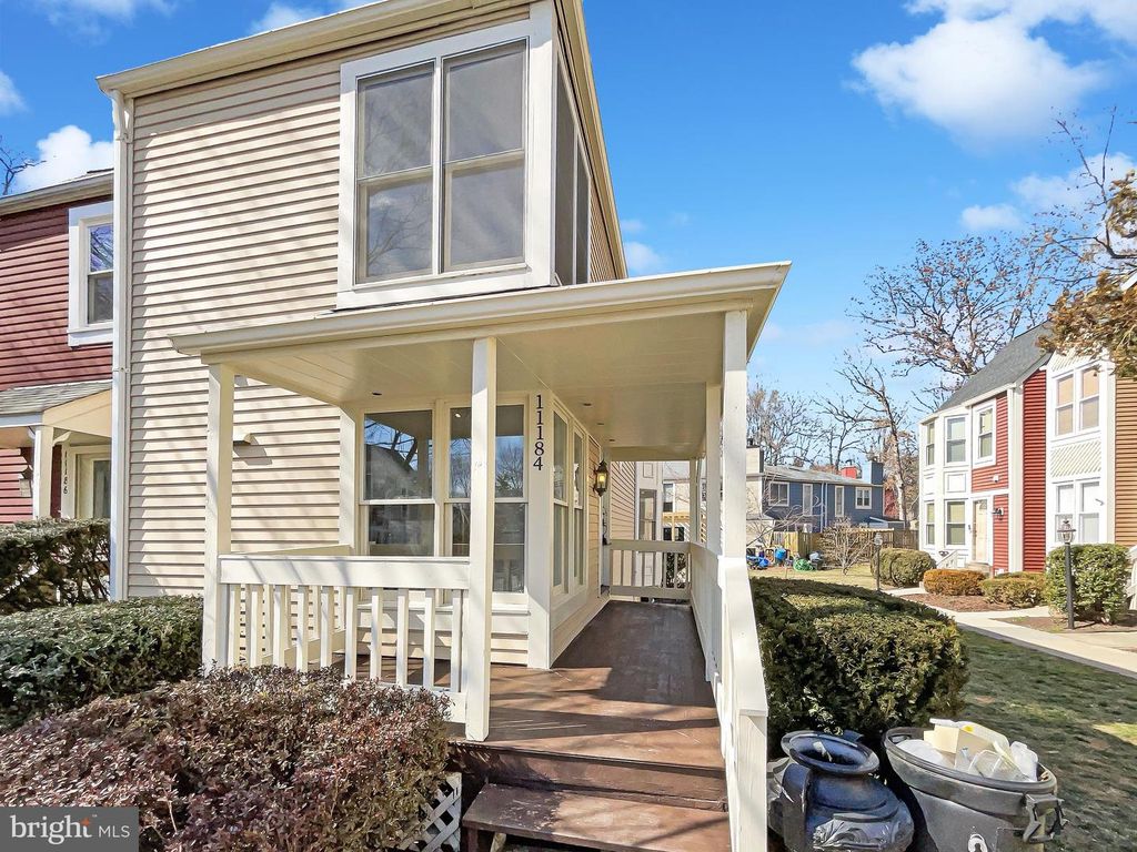 11184 SILENTWOOD LN, Reston, VA 20191