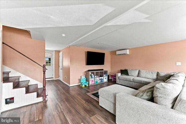 2602 DARBY DR, Wilmington, DE 19808