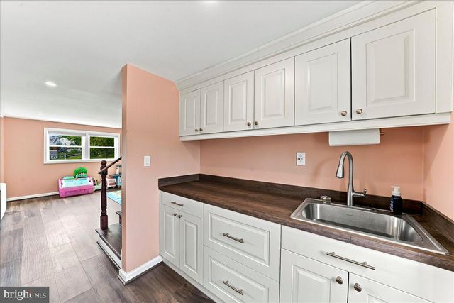 2602 DARBY DR, Wilmington, DE 19808
