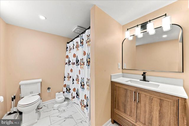 2602 DARBY DR, Wilmington, DE 19808