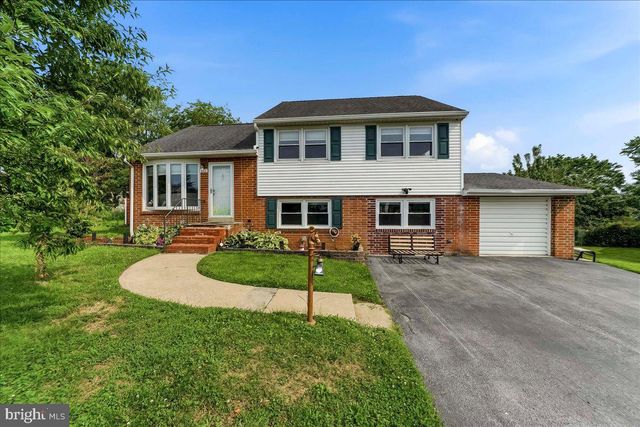 2602 DARBY DR, Wilmington, DE 19808
