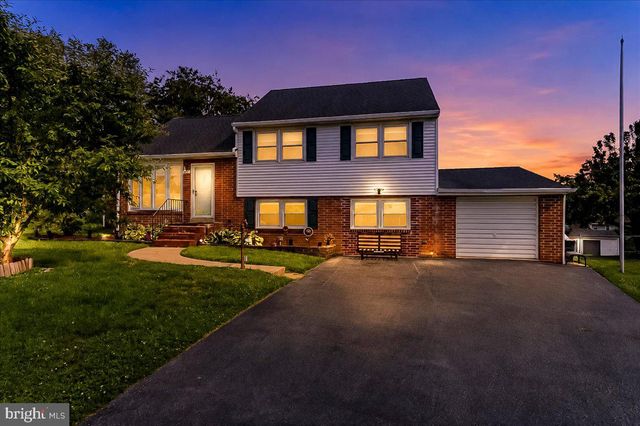 2602 DARBY DR, Wilmington, DE 19808