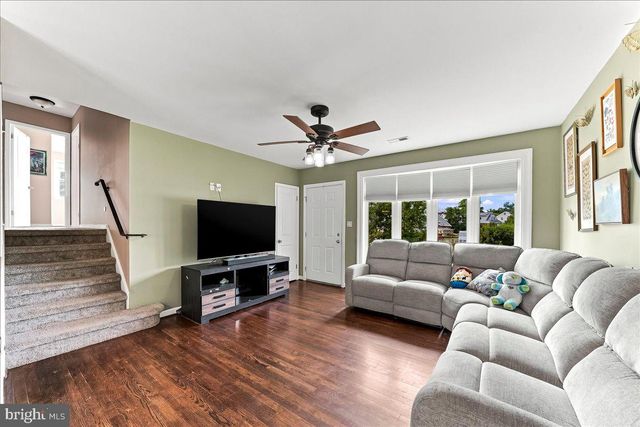 2602 DARBY DR, Wilmington, DE 19808