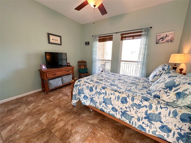 368 Woodlands DR, Bastrop, TX 78602
