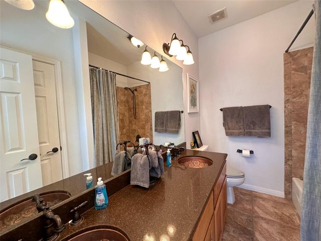 368 Woodlands DR, Bastrop, TX 78602