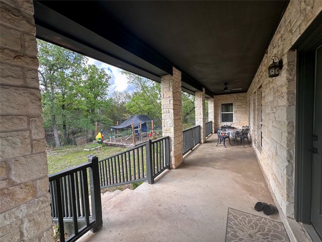 368 Woodlands DR, Bastrop, TX 78602