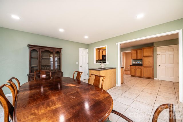 8839 Shepherd Court, Connelly Springs, NC 28612