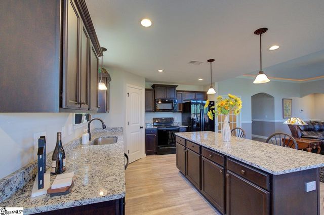 134 Long Branch Road, Chesnee, SC 29323