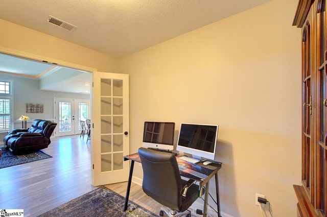 134 Long Branch Road, Chesnee, SC 29323