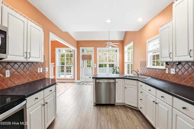 5102 Avine Court, Wilmington, NC 28409