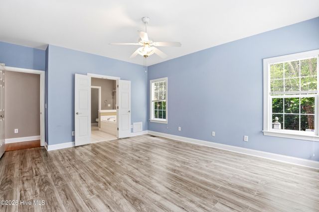 5102 Avine Court, Wilmington, NC 28409