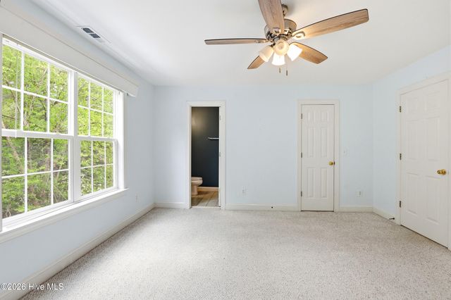 5102 Avine Court, Wilmington, NC 28409