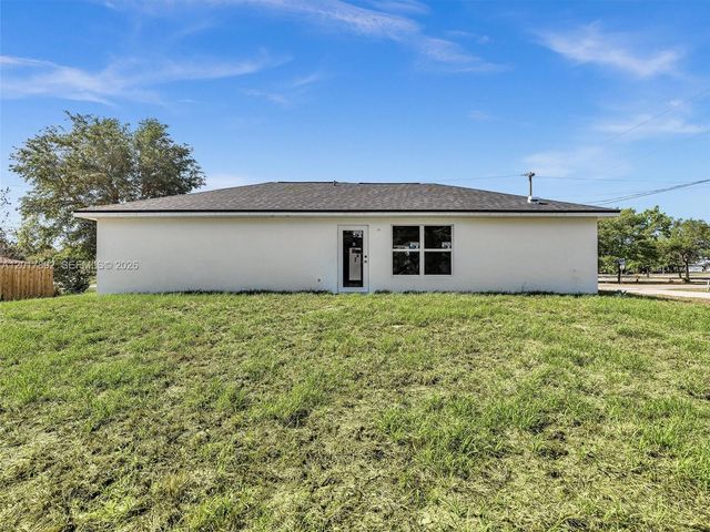 2401 E 11th Street, Lehigh Acres, FL 33936