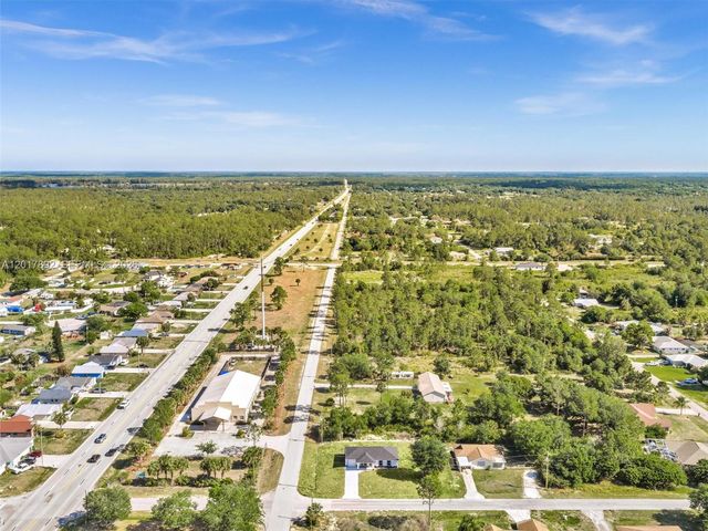 2401 E 11th Street, Lehigh Acres, FL 33936
