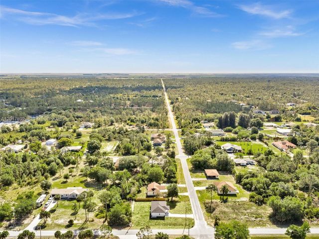2401 E 11th Street, Lehigh Acres, FL 33936