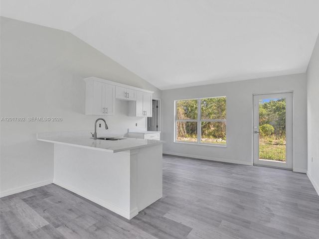 2401 E 11th Street, Lehigh Acres, FL 33936