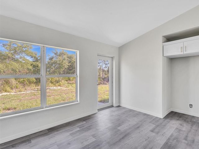 2401 E 11th Street, Lehigh Acres, FL 33936
