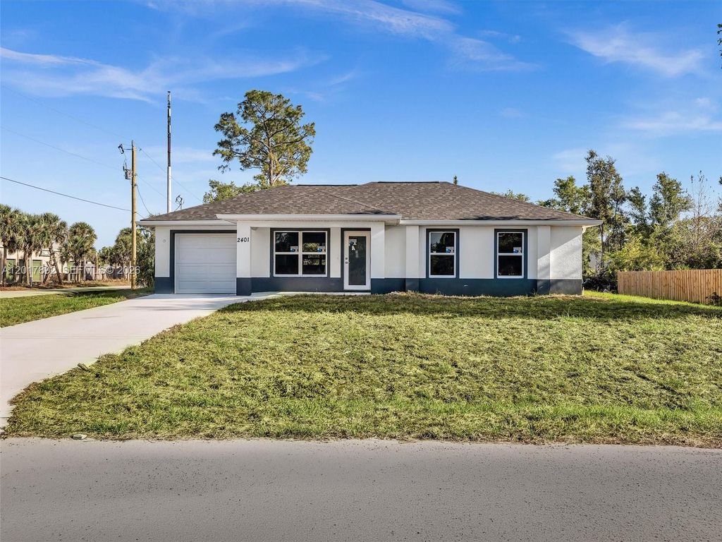 2401 E 11th Street, Lehigh Acres, FL 33936