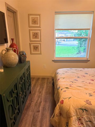 3130 Hillglenn Road, Dallas, TX 75228