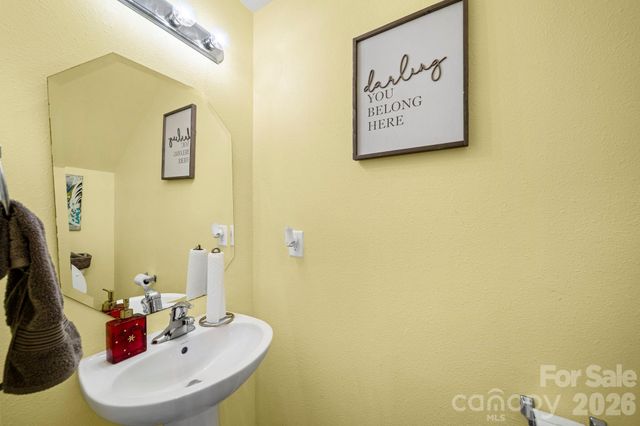 7911 Rusty Plow Court, Charlotte, NC 28216