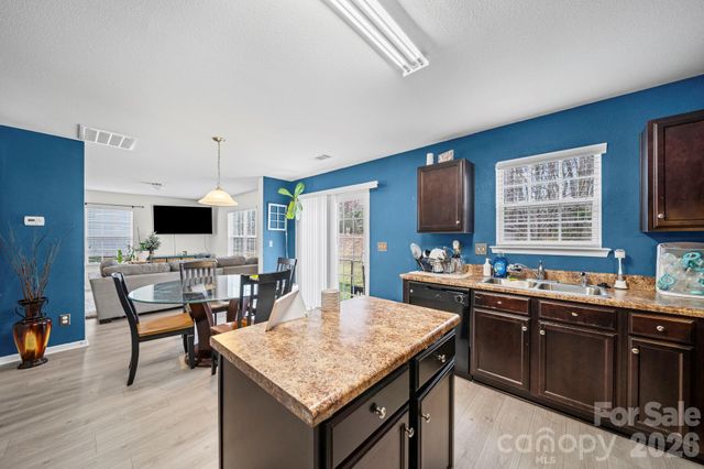 7911 Rusty Plow Court, Charlotte, NC 28216