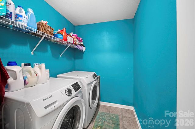 7911 Rusty Plow Court, Charlotte, NC 28216