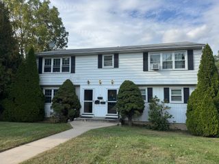 33 Caswell Avenue, Bristol, CT 06010