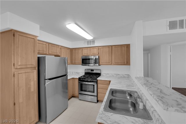 5710 East Tropicana Avenue 2086, Las Vegas, NV 89122