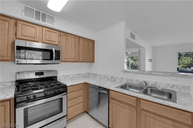 5710 East Tropicana Avenue 2086, Las Vegas, NV 89122