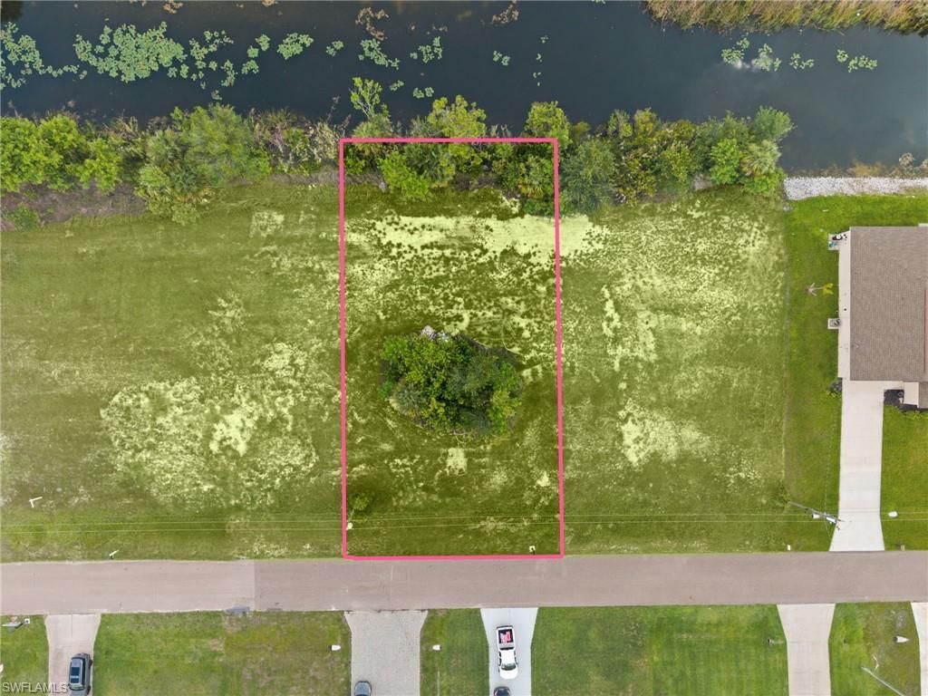 907 NE 32nd TER, CAPE CORAL, FL 33909 — photo 3