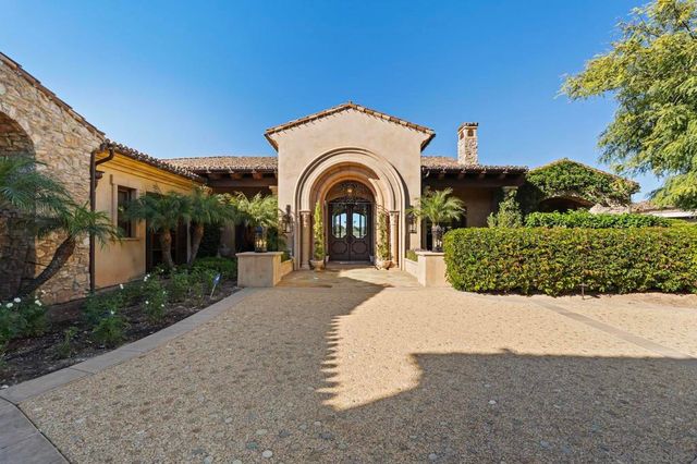 18486 Via Candela, Rancho Santa Fe, CA 92091