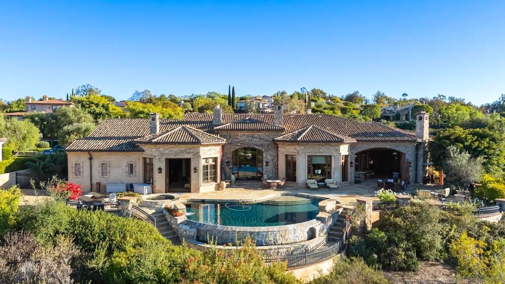 18486 Via Candela, Rancho Santa Fe, CA 92091