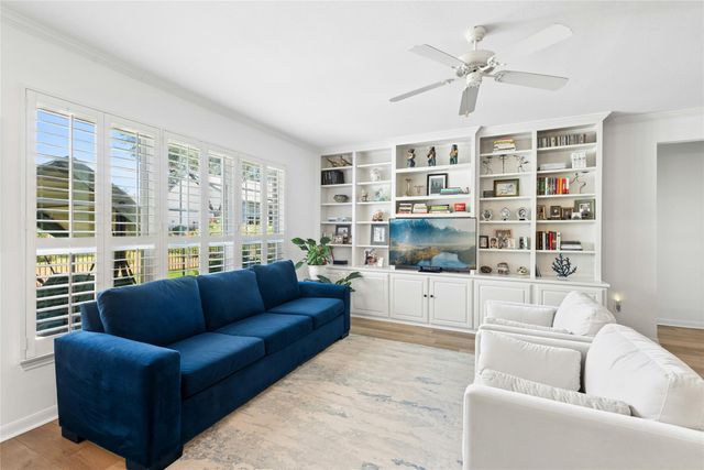 101 Colorado River RD, Georgetown, TX 78633