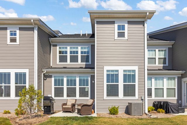 2267 Ryegrass Lane, Bolingbrook, IL 60490