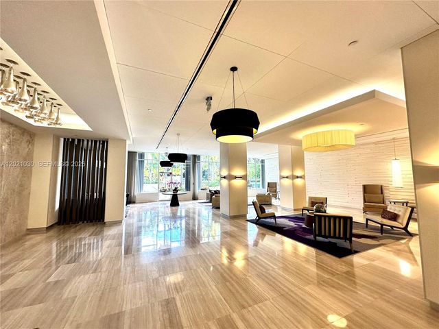 100 Bayview Dr 1729, Sunny Isles Beach, FL 33160