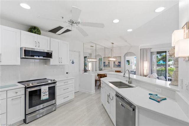 3450 Sunset Key CIR 101, Punta Gorda, FL 33955