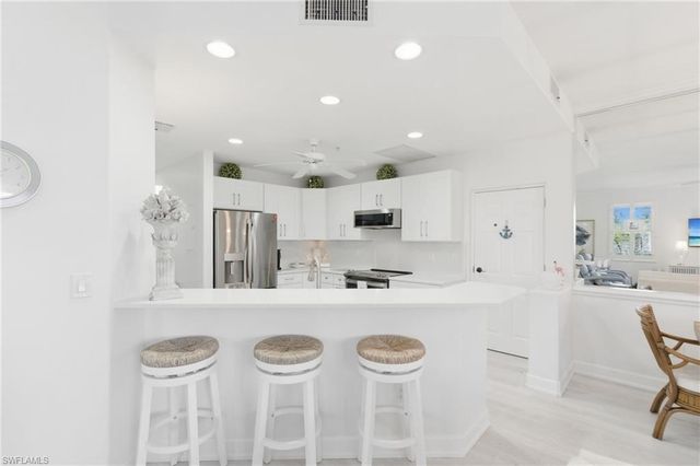 3450 Sunset Key CIR 101, Punta Gorda, FL 33955