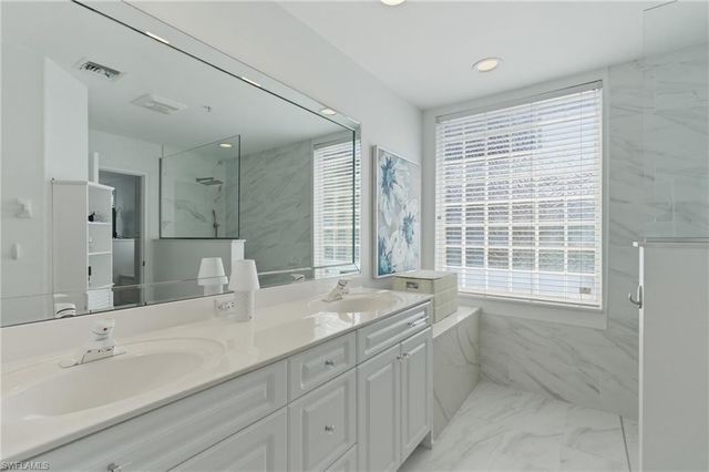 3450 Sunset Key CIR 101, Punta Gorda, FL 33955