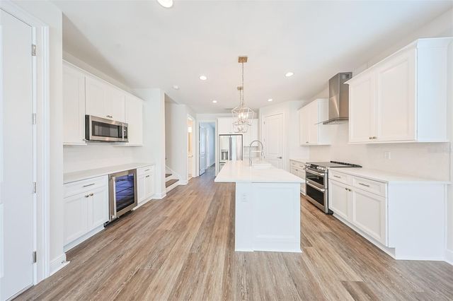 203 DANUBE AVENUE 1, Tampa, FL 33606