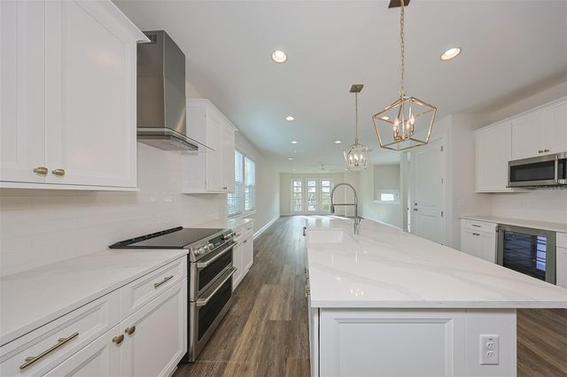 203 DANUBE AVENUE 1, Tampa, FL 33606