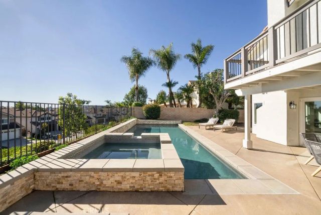 24912 Eaton Lane, Laguna Niguel, CA 92677