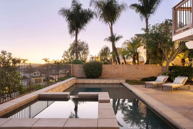 24912 Eaton Lane, Laguna Niguel, CA 92677