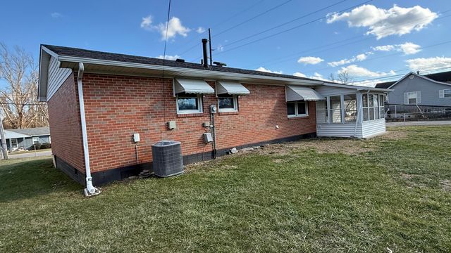 87 Baldwin Street, Berea, KY 40403