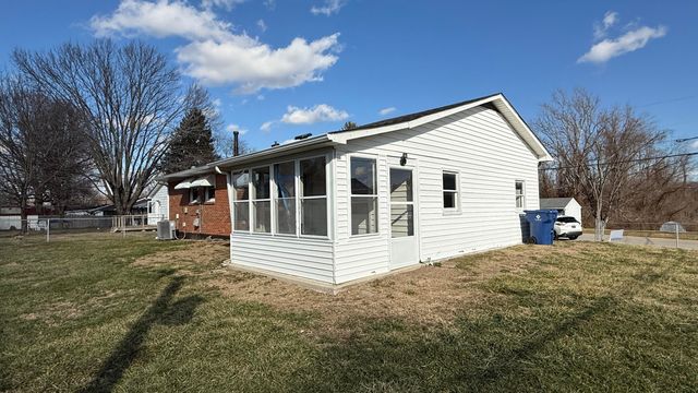 87 Baldwin Street, Berea, KY 40403