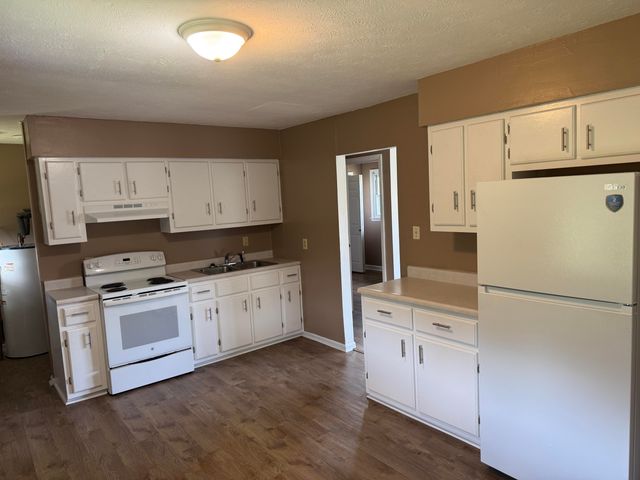 87 Baldwin Street, Berea, KY 40403