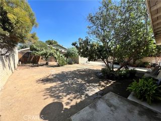 1037 Kewen, San Fernando, CA 91340